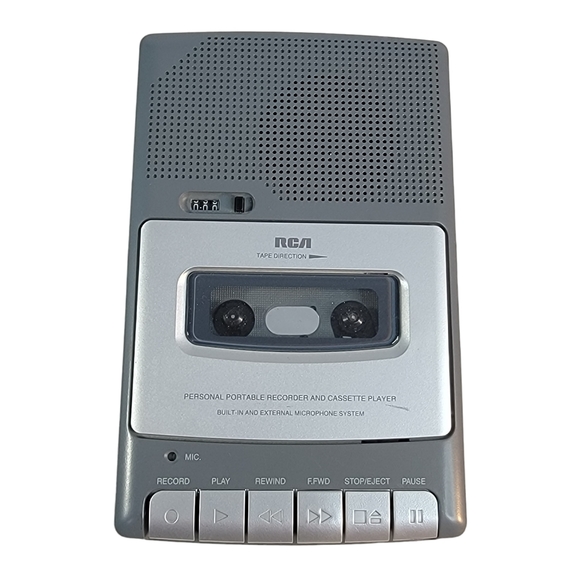 RCA RP3503 "Shoebox" Cassette Voice Recorder Personal Portable Player With Mic - Picture 2 of 12